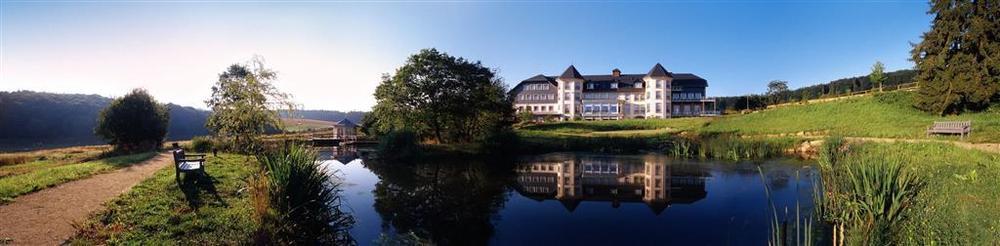 Hofgut Georgenthal Hotell Hohenstein Exteriör bild
