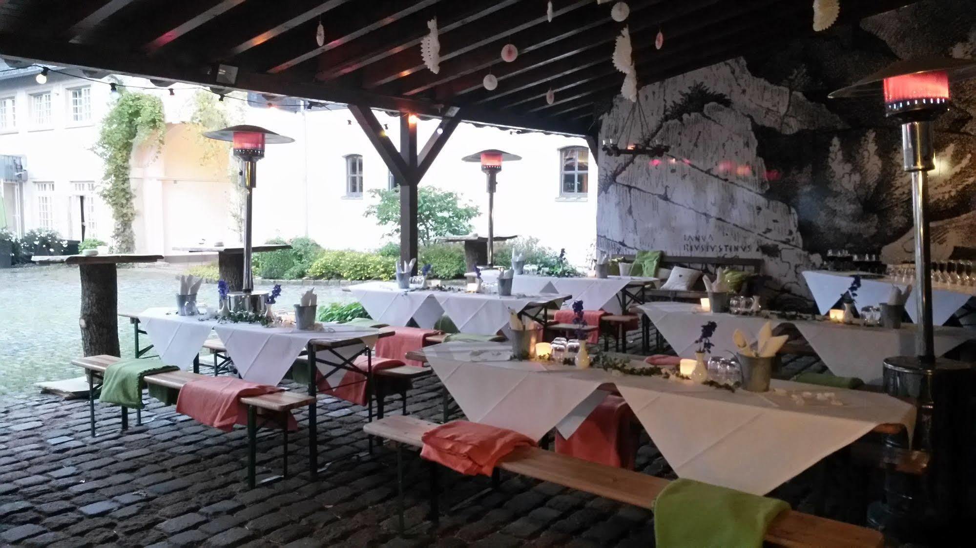 Hofgut Georgenthal Hotell Hohenstein Exteriör bild